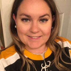 Meet your Posher, Rebecca